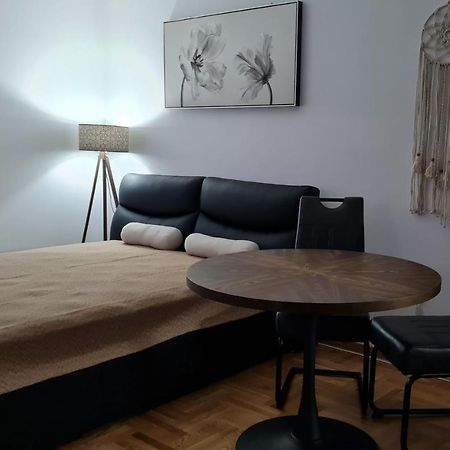 Apartman Tim Lux 1 Vrnjacka Banja Exterior photo